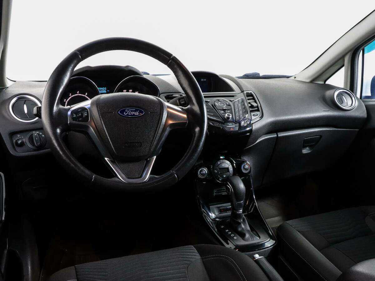 Ford Fiesta, 2015 Фото №11