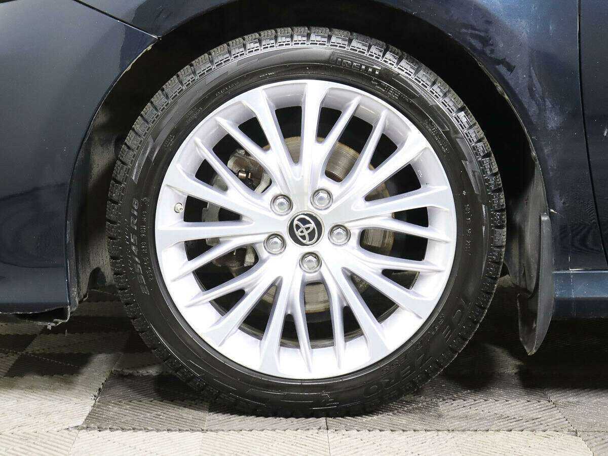 Toyota Camry, 2019 Фото №18
