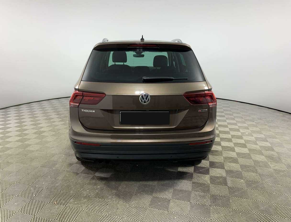 Volkswagen Tiguan, 2019 Фото №6