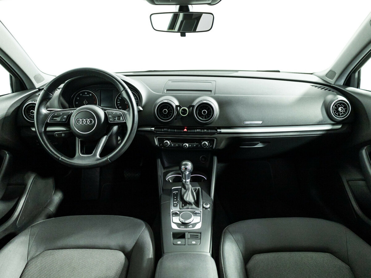 Audi A3 III (8V) Рестайлинг, 2018 Фото №13