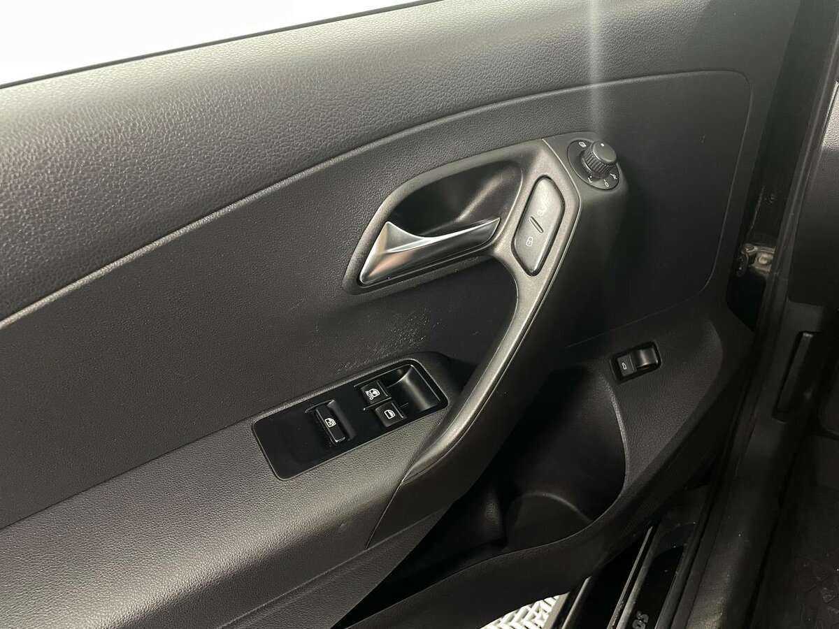 Volkswagen Polo, 2013 Фото №12