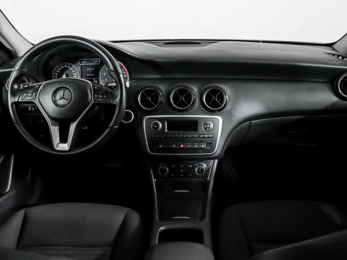 Mercedes-Benz A-Класс 180 III (W176), 2014 Фото №6