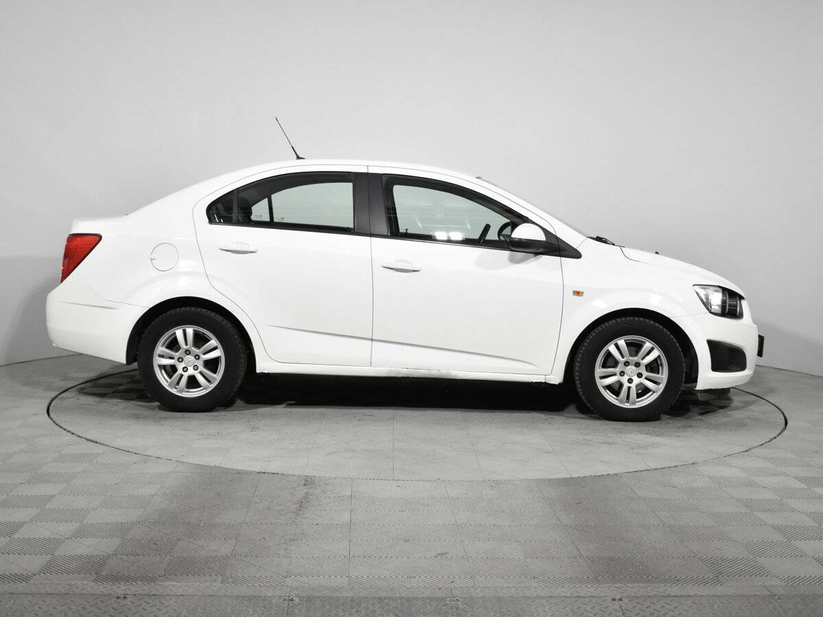 Chevrolet Aveo, 2013 Фото №4