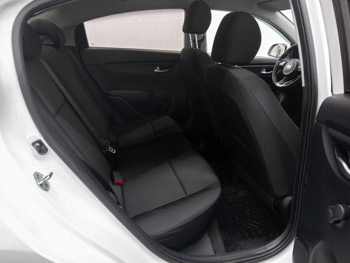 Kia Rio, 2021 Фото №12