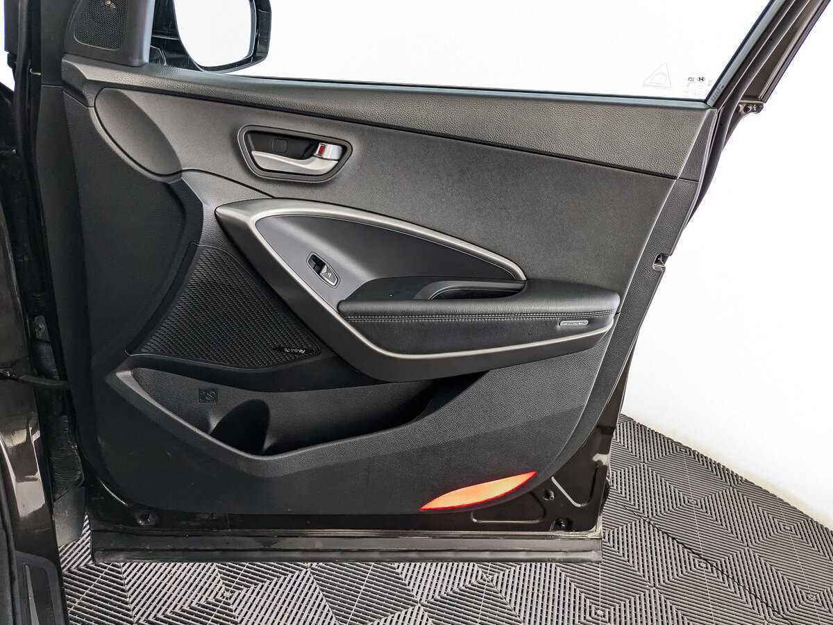 Hyundai Santa Fe, 2017 Фото №21