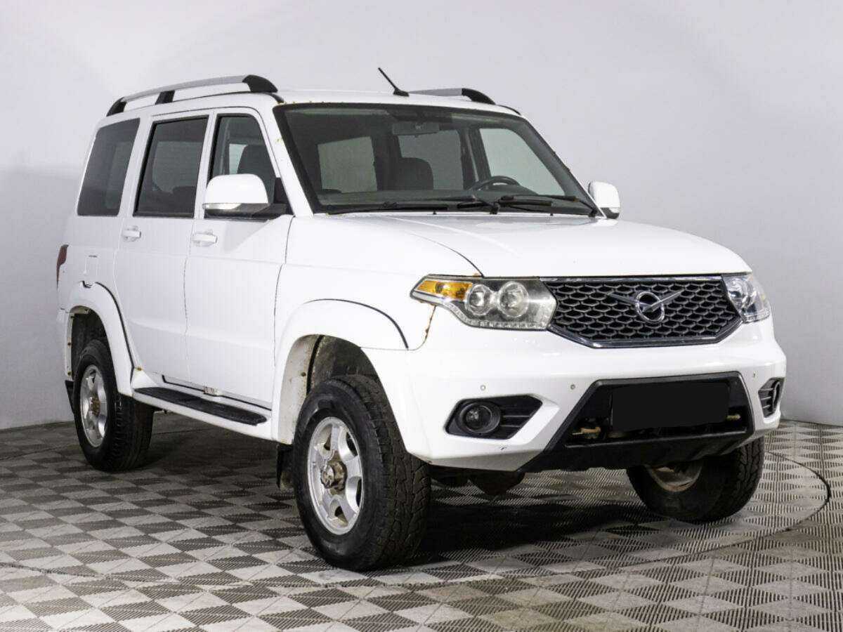 УАЗ Patriot, 2018 Фото №3