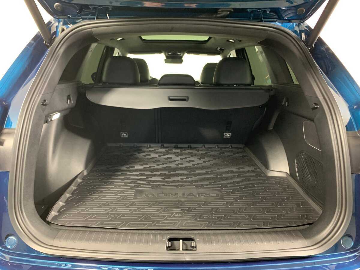 Geely Monjaro, 2022 Фото №21