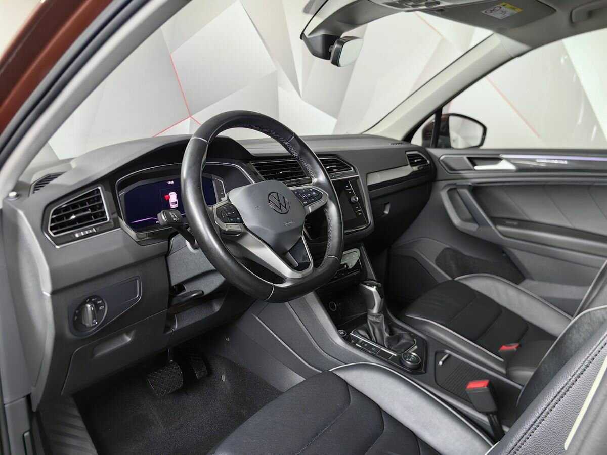 Volkswagen Tiguan, 2021 Фото №14
