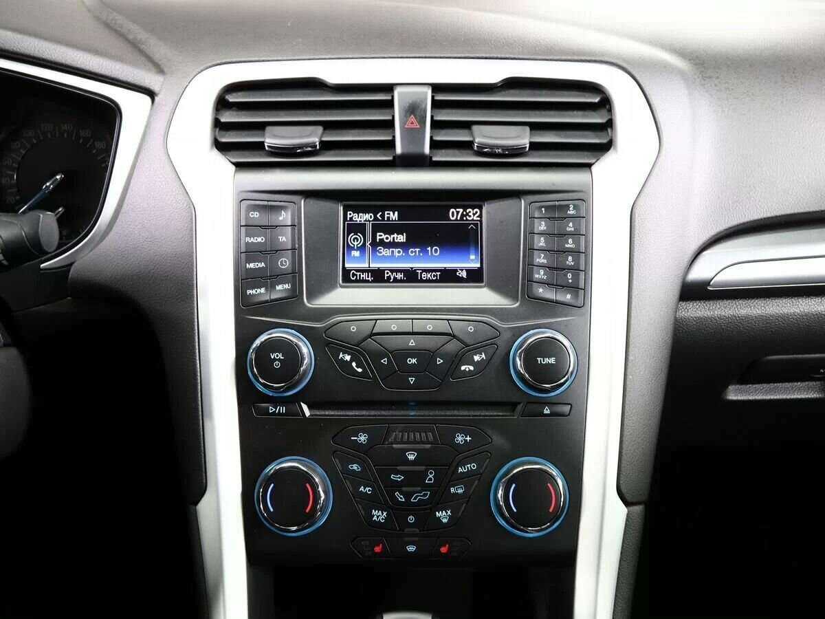 Ford Mondeo, 2015 Фото №16