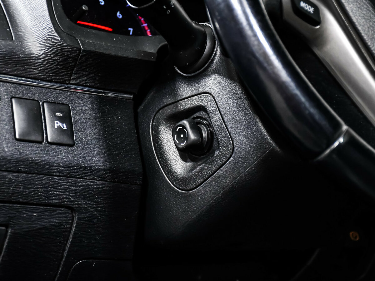 Toyota Avensis III Рестайлинг, 2012 Фото №14