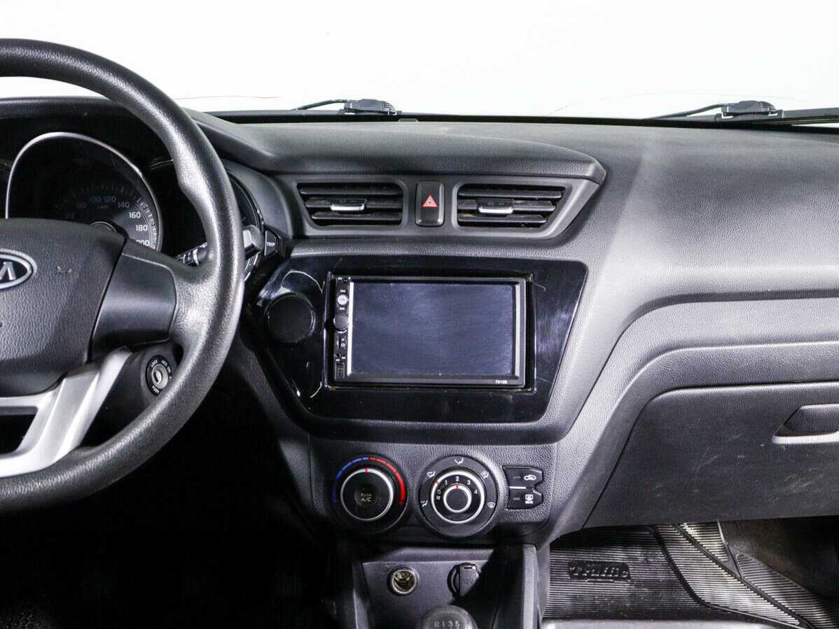 Kia Rio, 2012 Фото №8