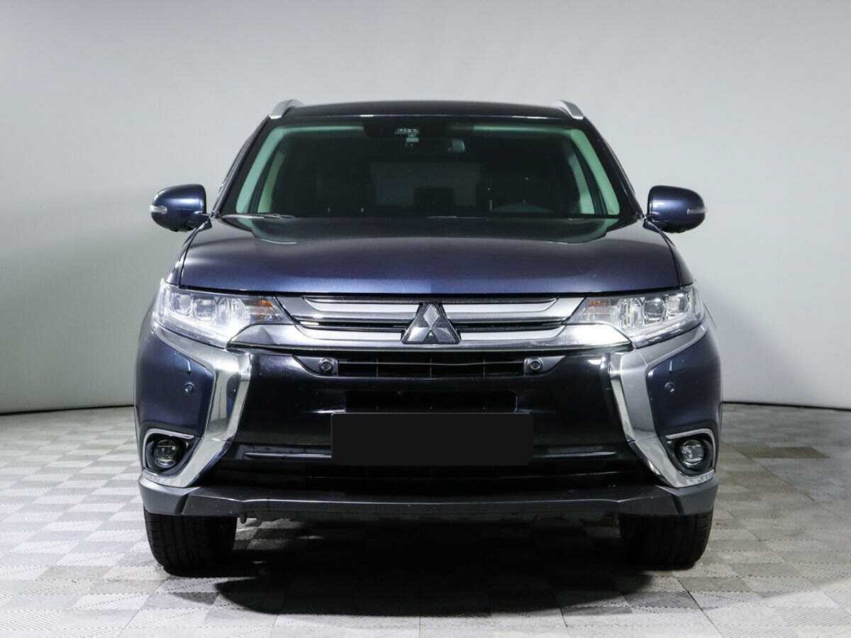 Mitsubishi Outlander, 2018 Фото №2