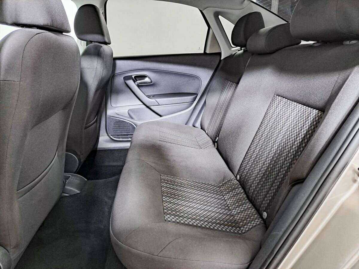 Volkswagen Polo, 2018 Фото №9