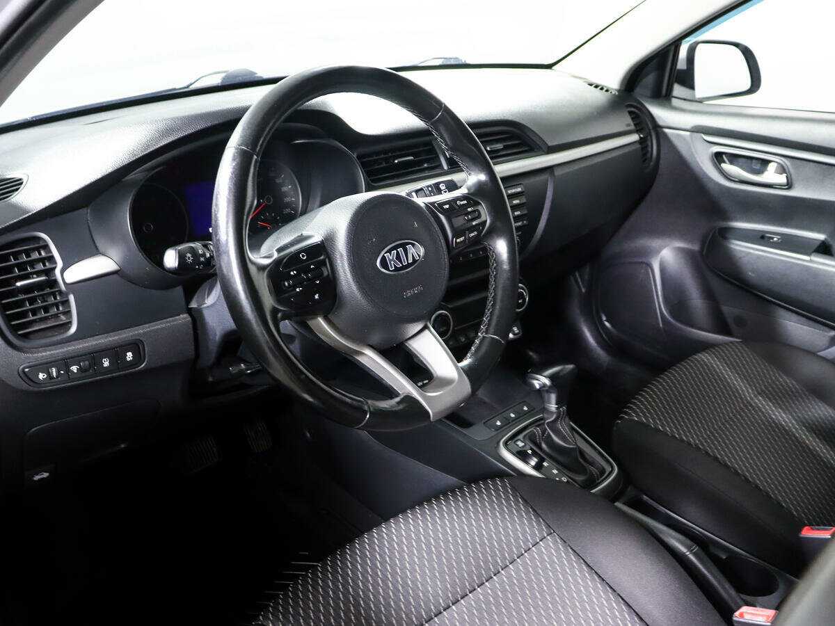 Kia Rio X-Line, 2019 Фото №12