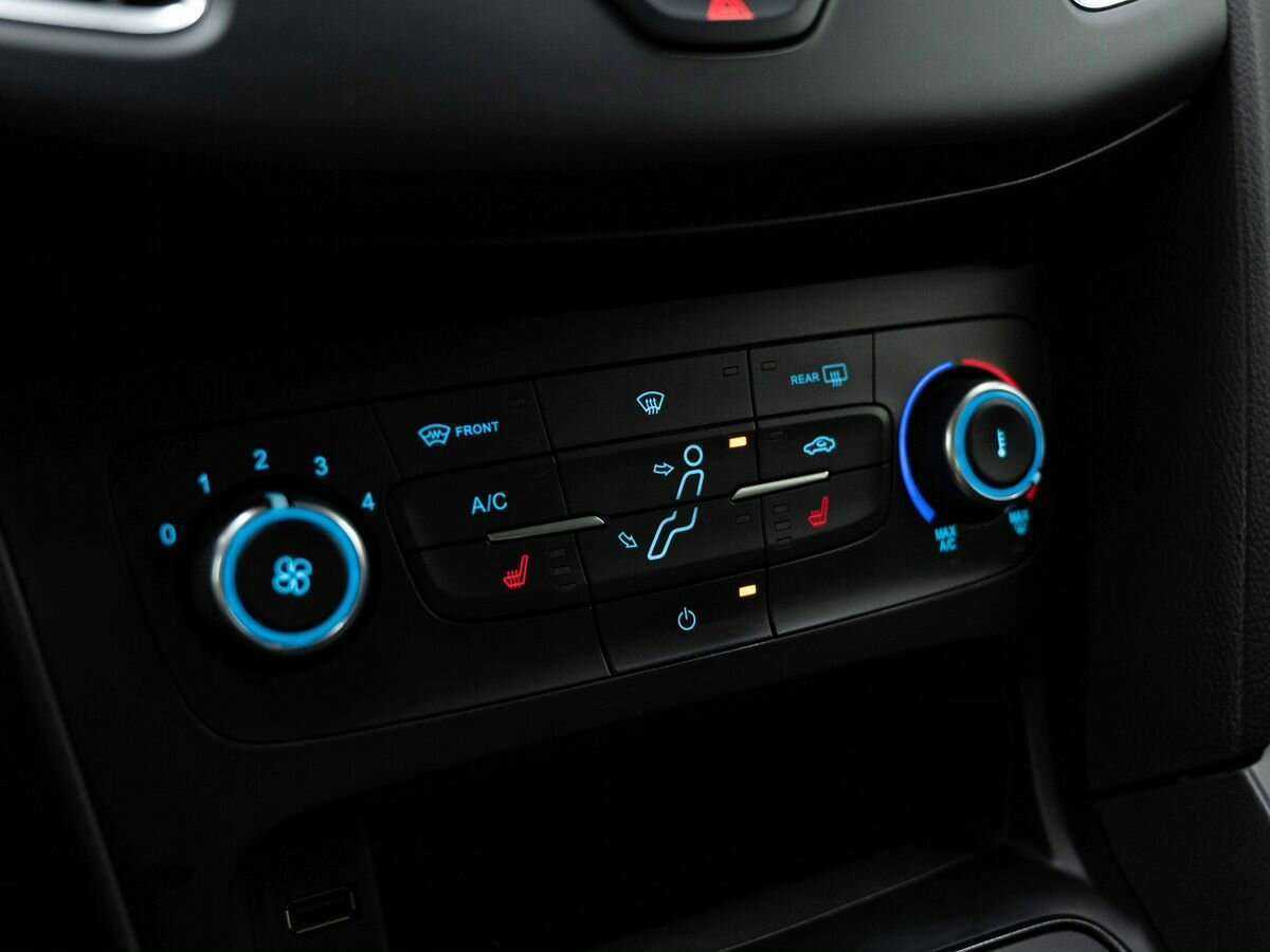 Ford Focus, 2019 Фото №20
