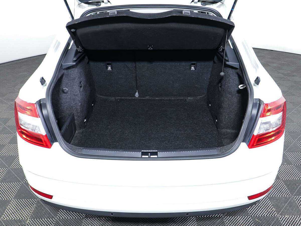 Skoda Octavia, 2018 Фото №9