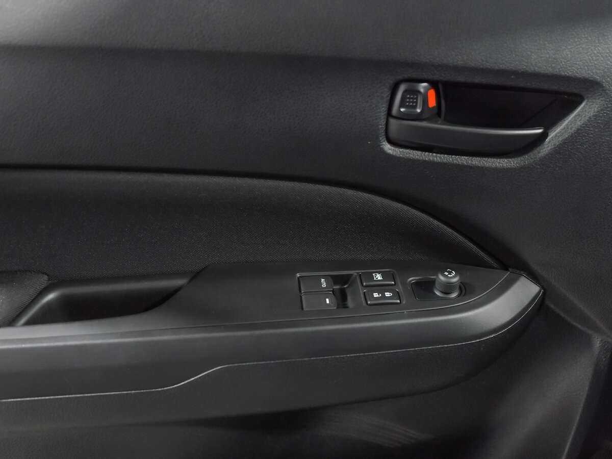 Suzuki Vitara, 2018 Фото №11