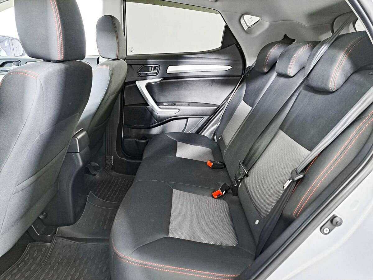 JAC S3, 2019 - 47 510 км. | Фото №8