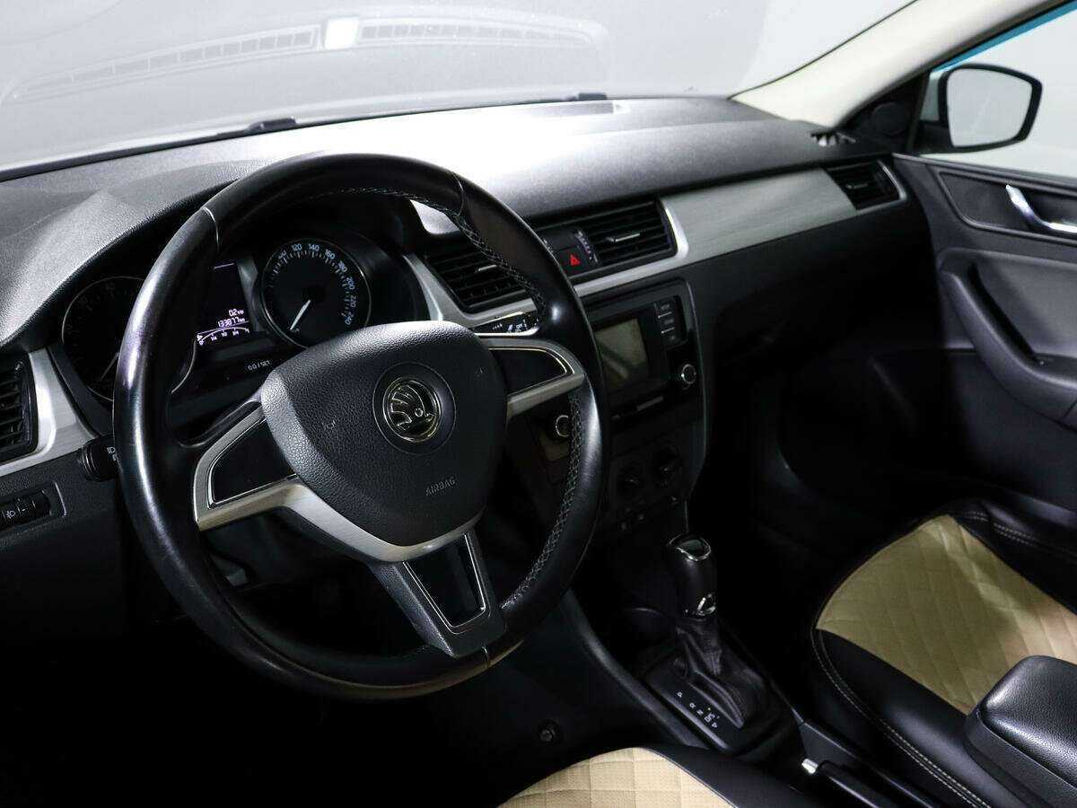 Skoda Rapid, 2016 Фото №11