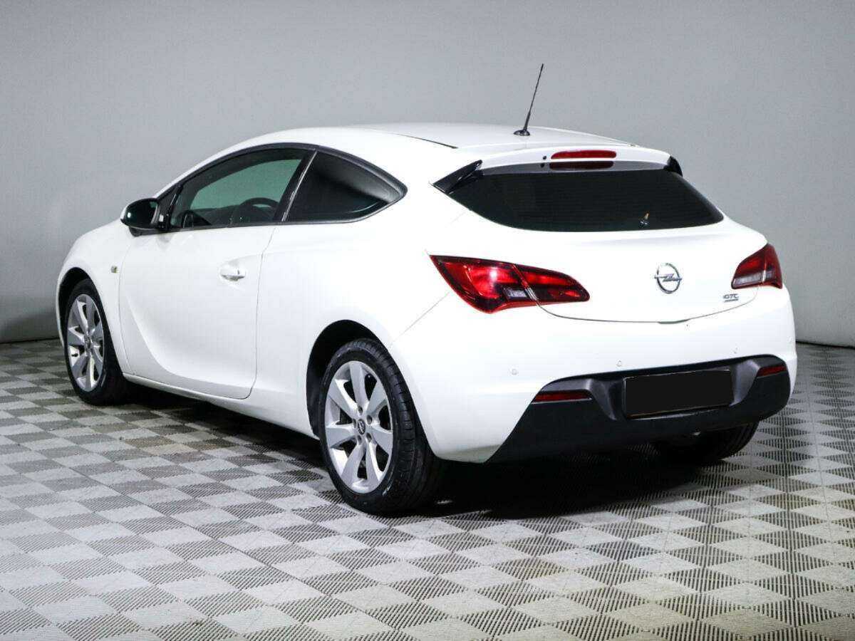 Opel Astra GTC, 2013 Фото №7