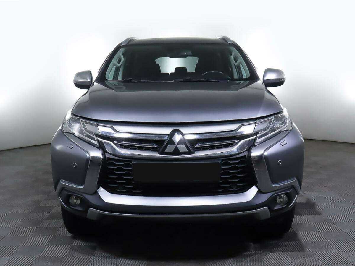 Mitsubishi Pajero Sport, 2017 - 91 308 км. | Фото №1