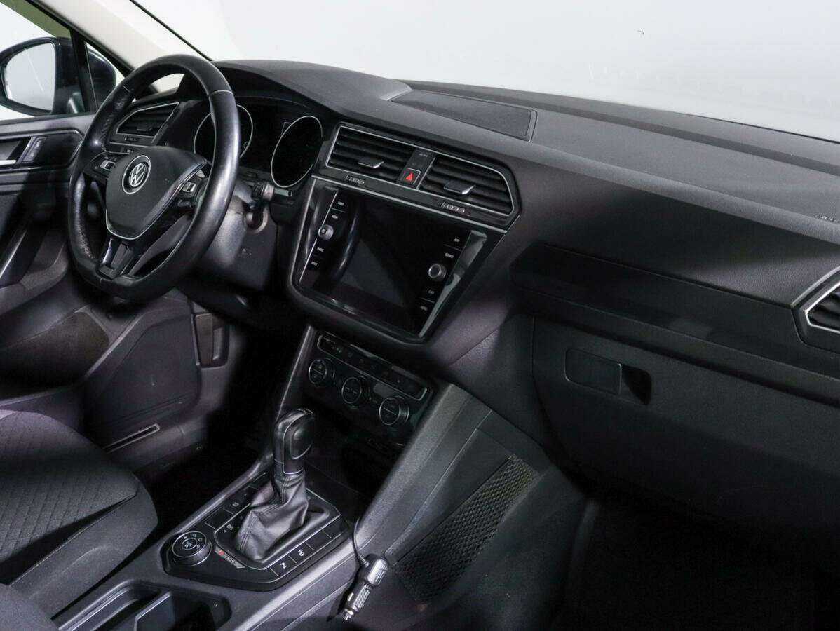 Volkswagen Tiguan, 2018 - 118 948 км. | Фото №7