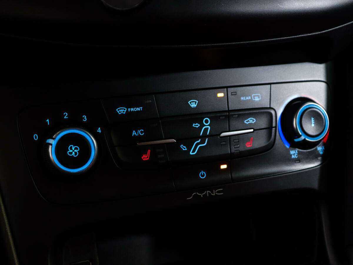 Ford Focus, 2019 Фото №17