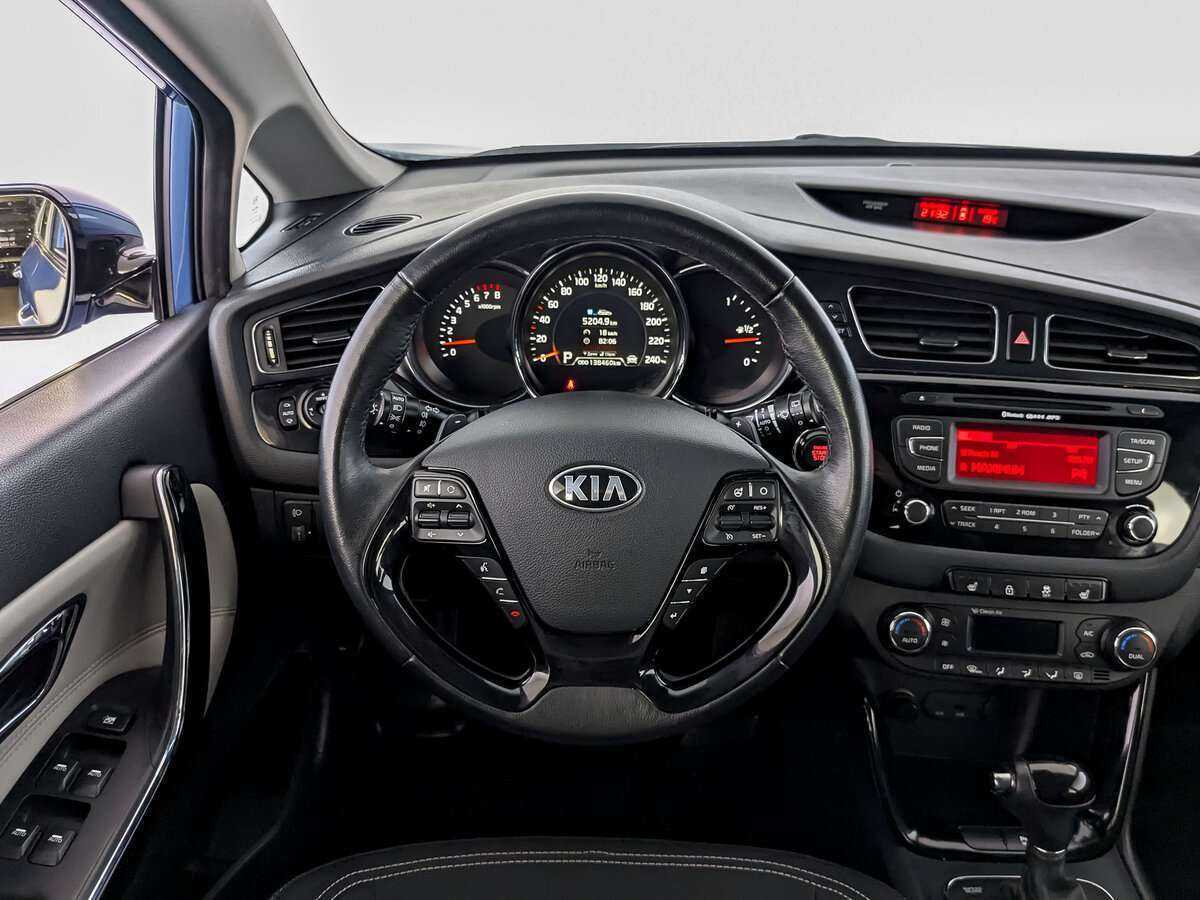 Kia Ceed, 2012 Фото №17