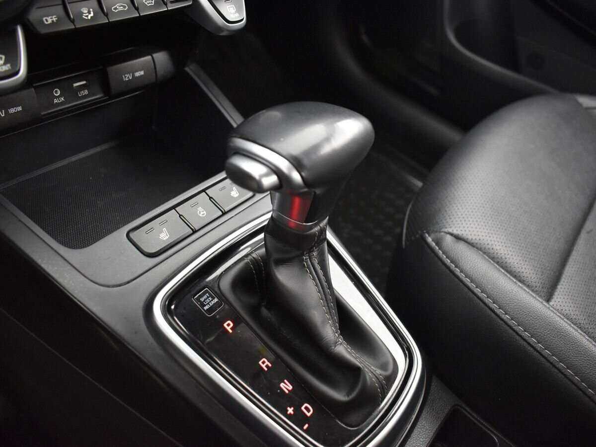 Kia Rio X-Line, 2018 Фото №17