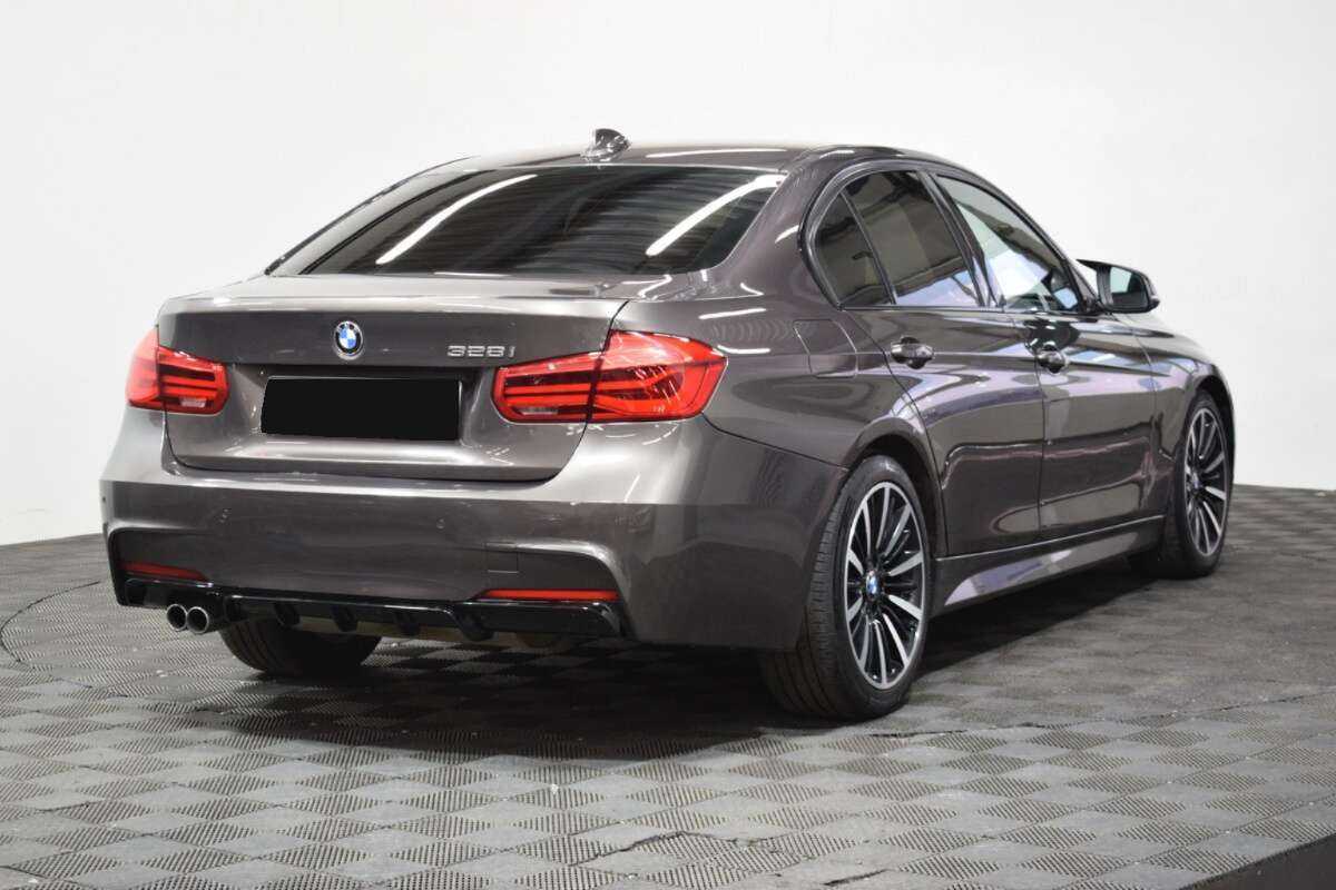 BMW 3 серии 328i, 2012 - 178 000 км. | Фото №4