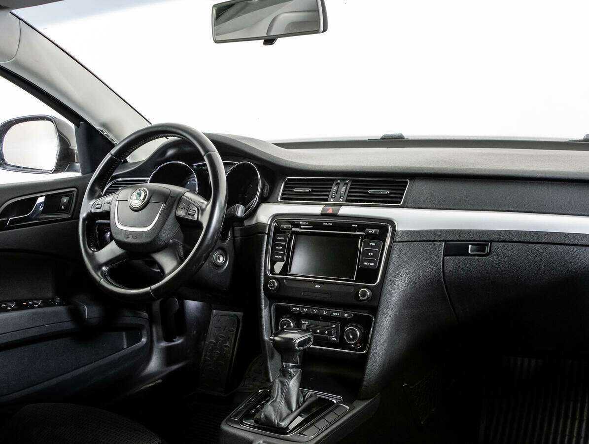 Skoda Superb, 2012 Фото №9