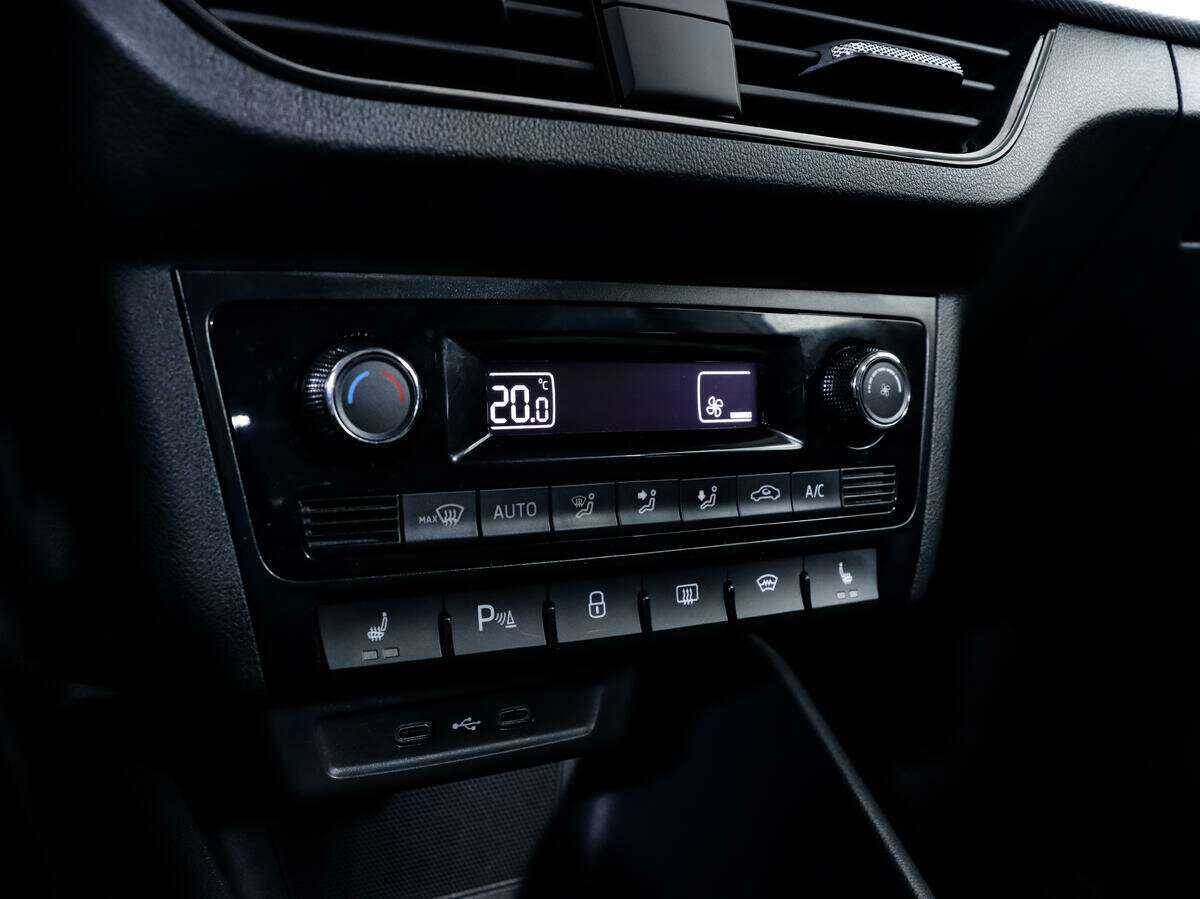 Volkswagen Polo, 2022 Фото №12