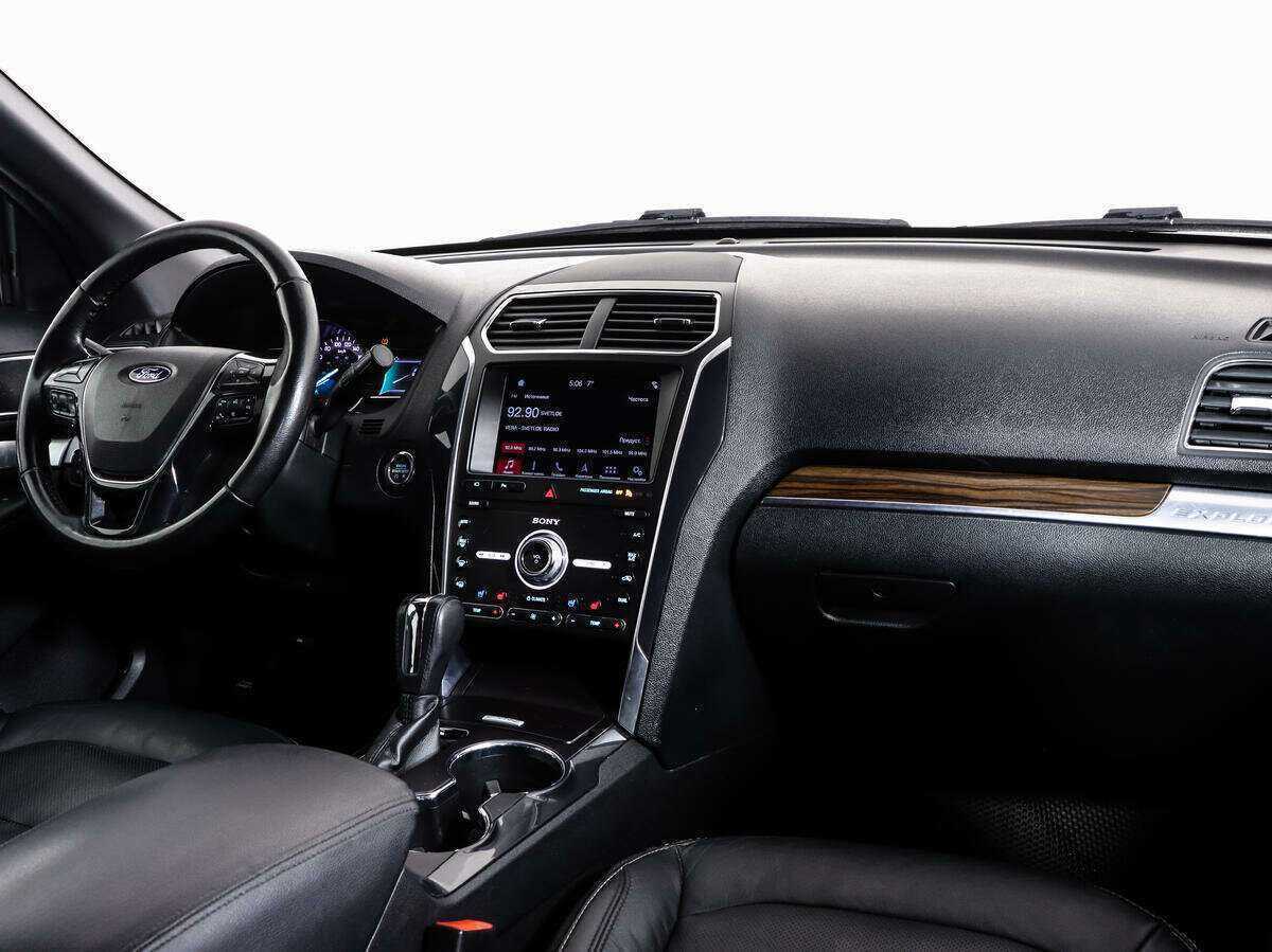 Ford Explorer, 2018 - 145 000 км. | Фото №6