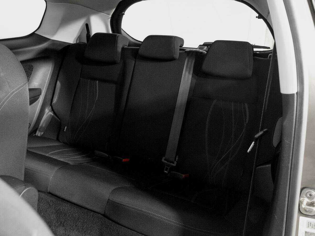 Peugeot 208, 2013 Фото №10