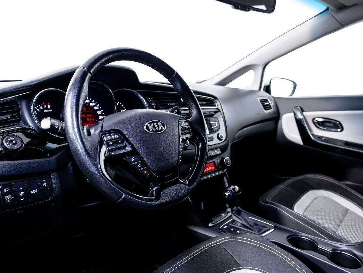 Kia Ceed, 2016 Фото №10