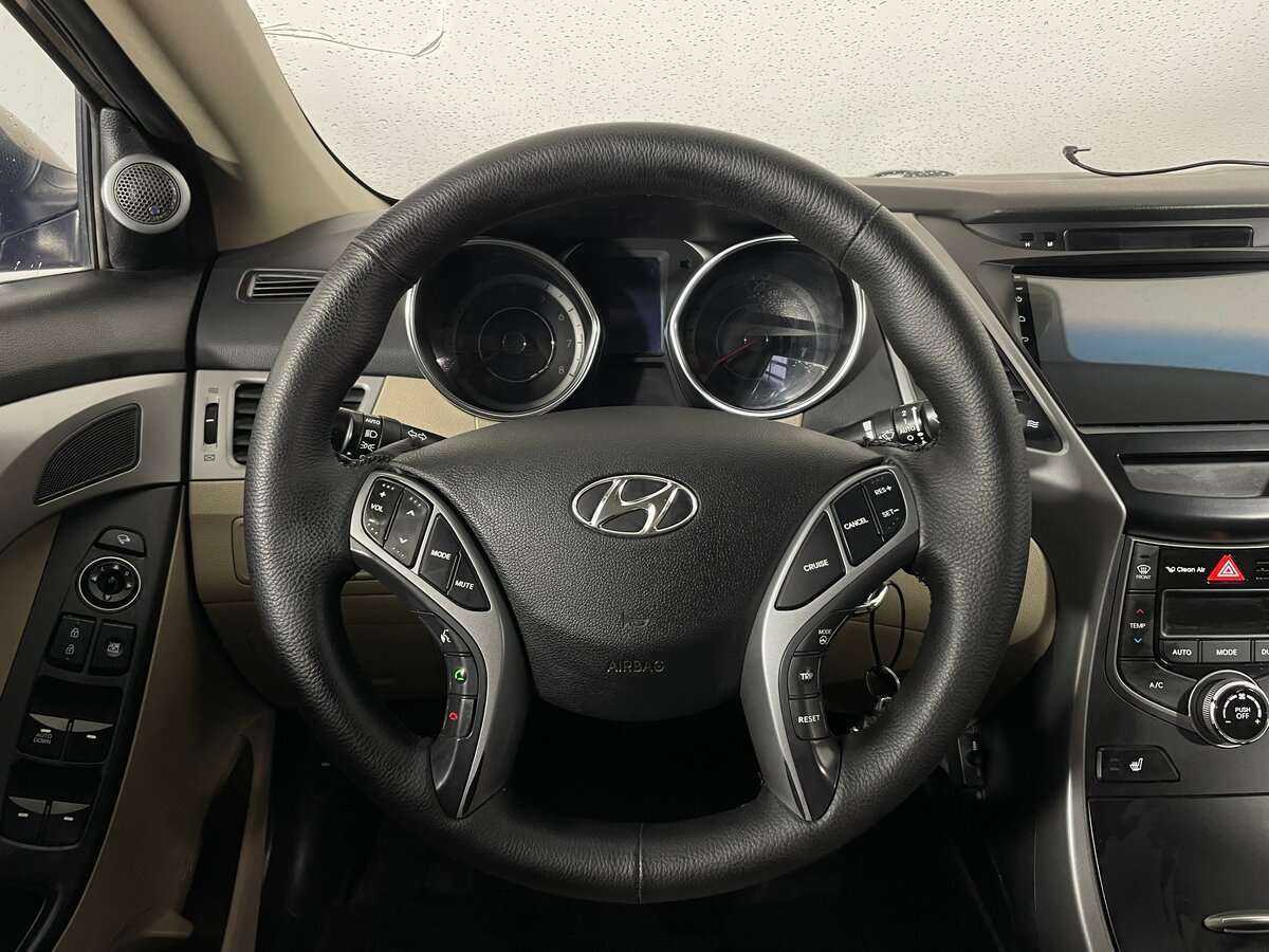 Hyundai Elantra, 2014 Фото №8