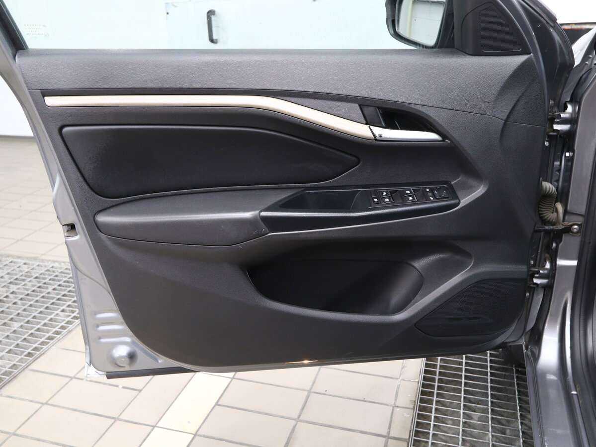 Lada (ВАЗ) Vesta SW, 2020 Фото №13