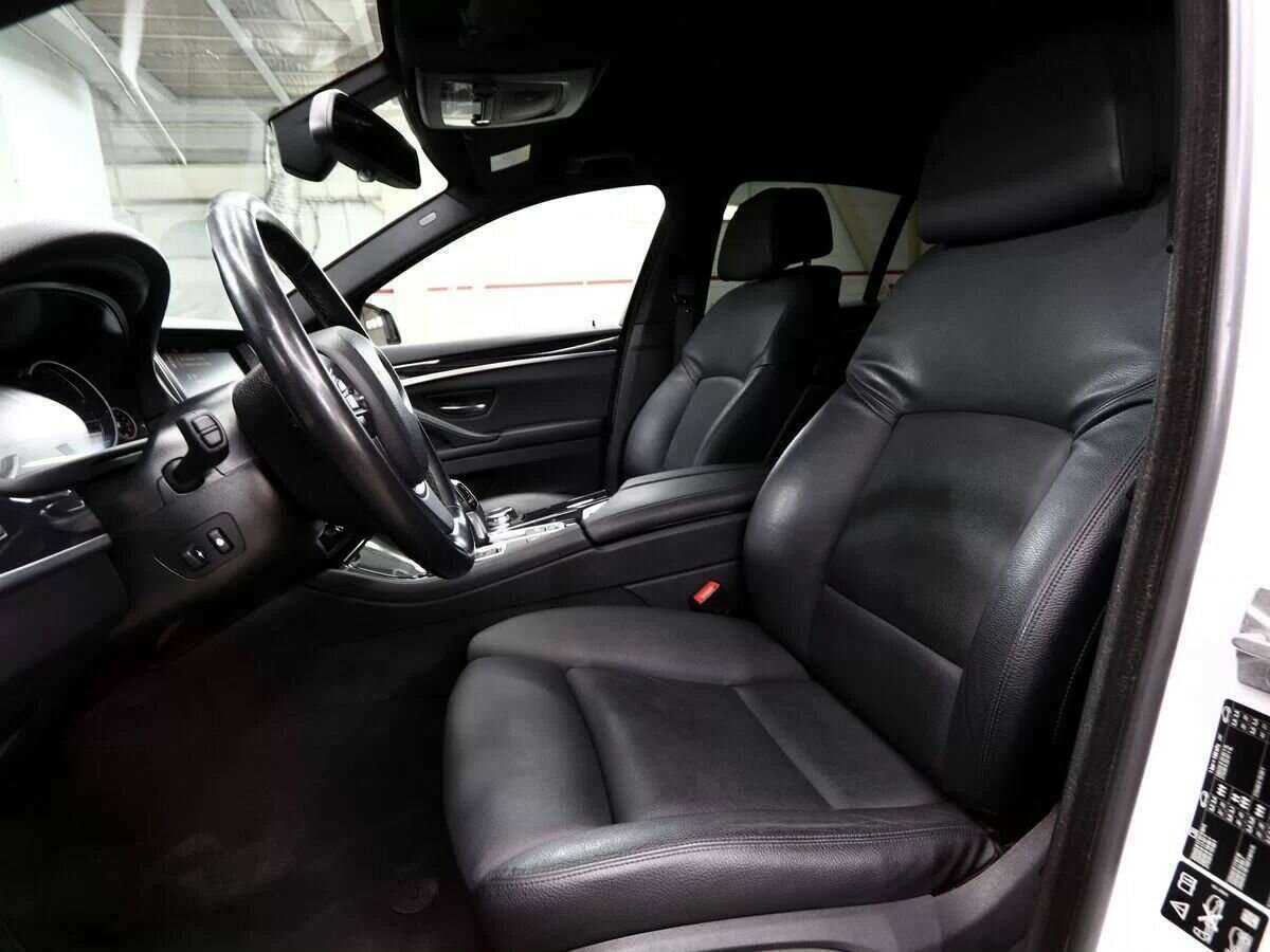 BMW 5 серии 528i xDrive, 2016 - 68 000 км. | Фото №7