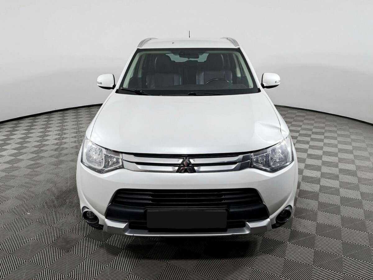 Mitsubishi Outlander, 2014 Фото №2