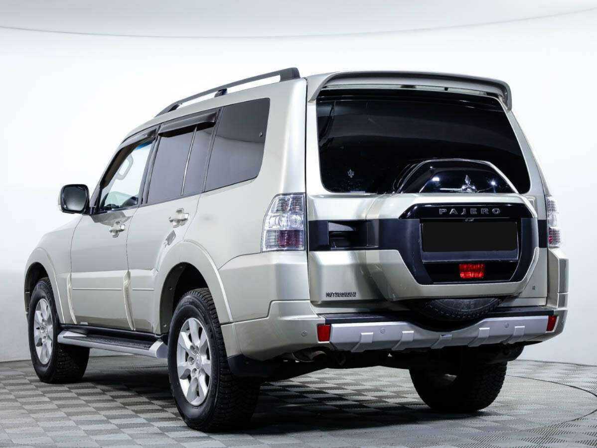 Mitsubishi Pajero, 2014 - 132 703 км. | Фото №6