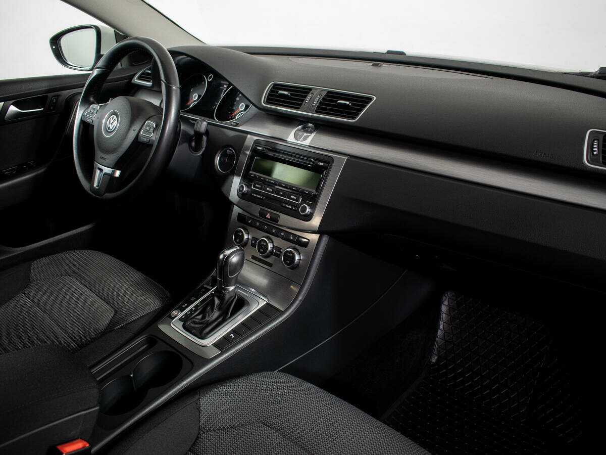 Volkswagen Passat, 2014 Фото №8