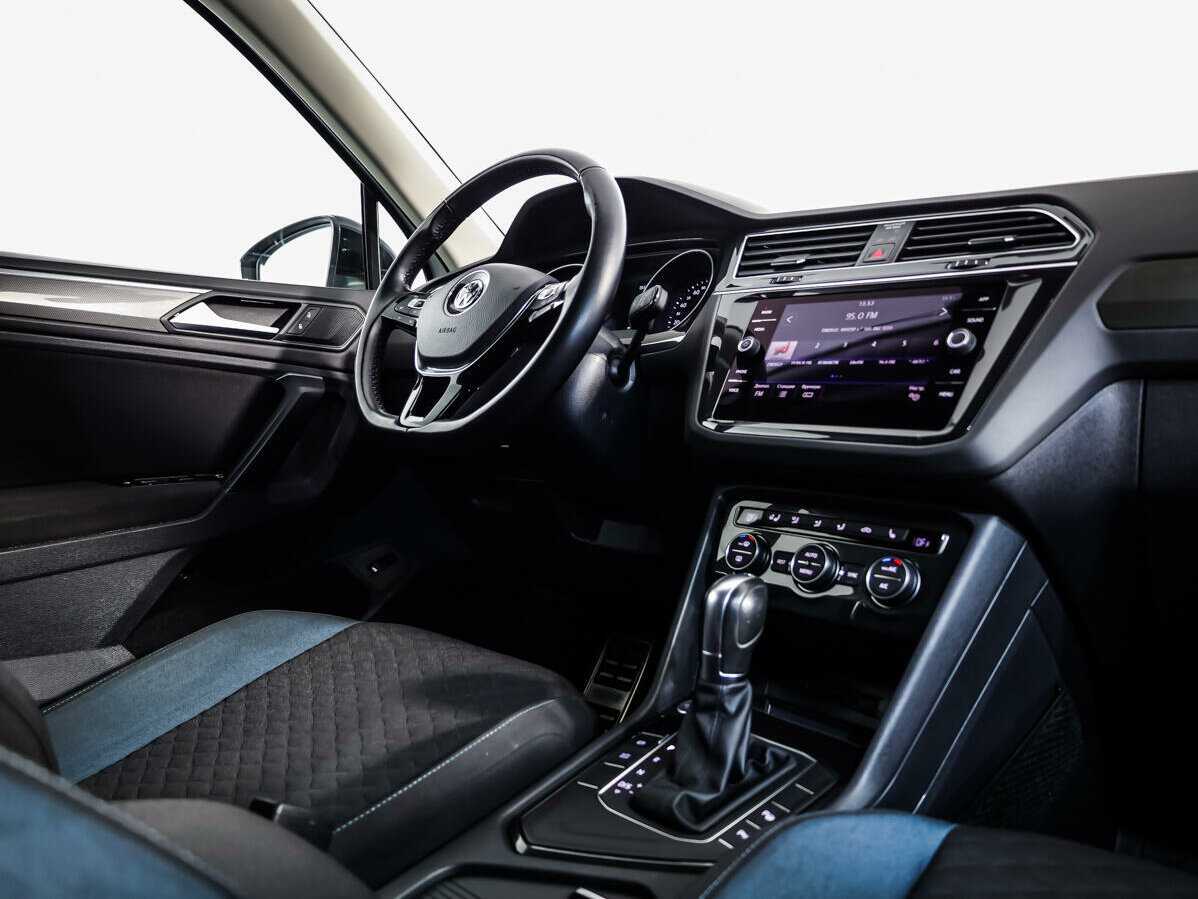 Volkswagen Tiguan, 2019 - 74 198 км. | Фото №8