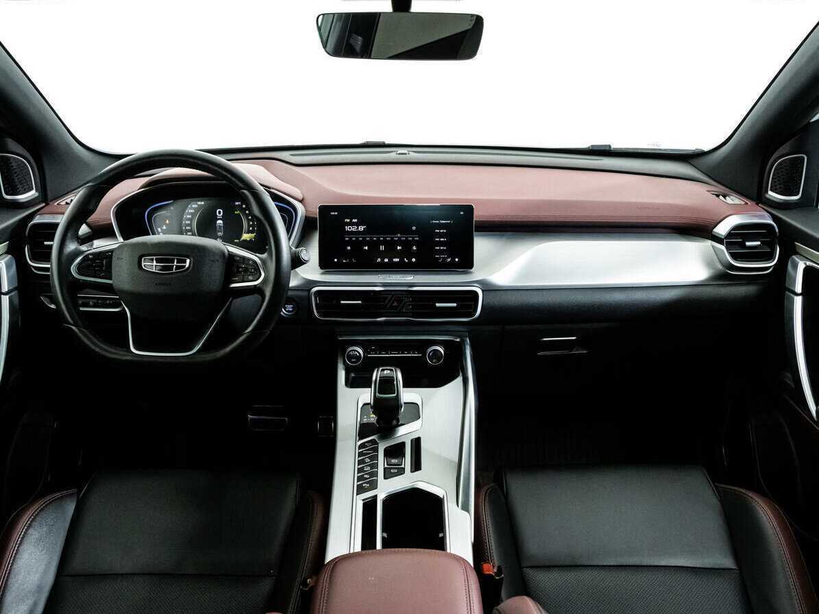 Geely Coolray, 2022 Фото №8