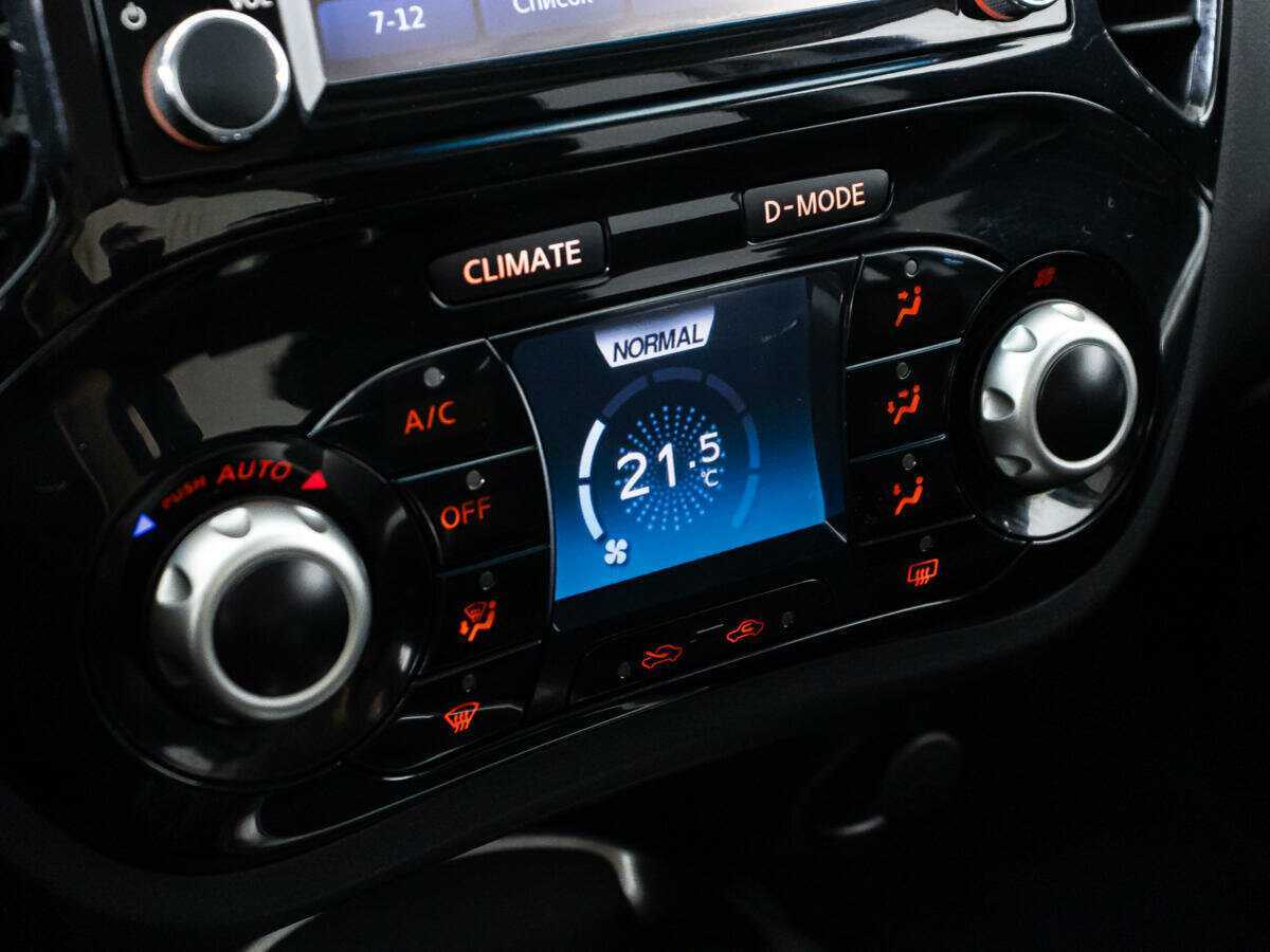 Nissan Juke, 2013 Фото №16