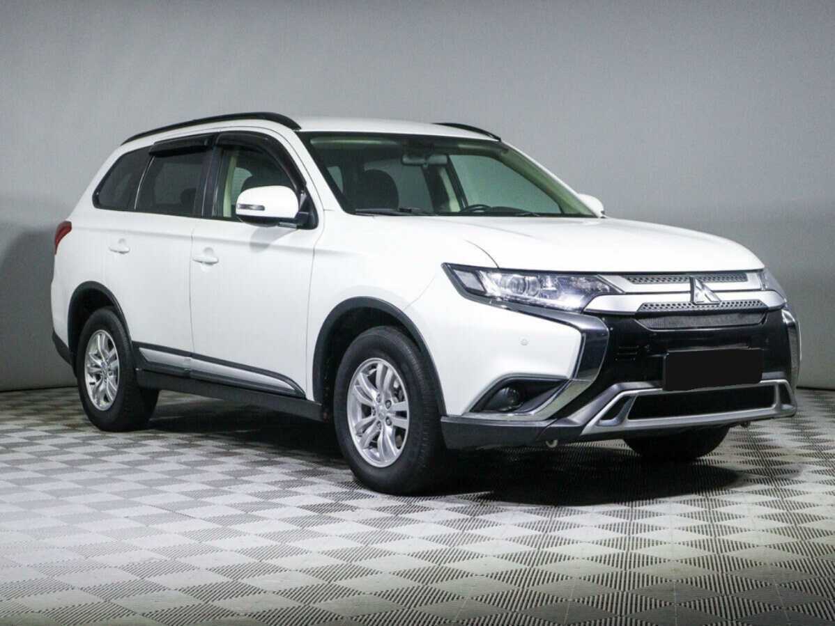 Mitsubishi Outlander, 2019 - 116 000 км. | Фото №3