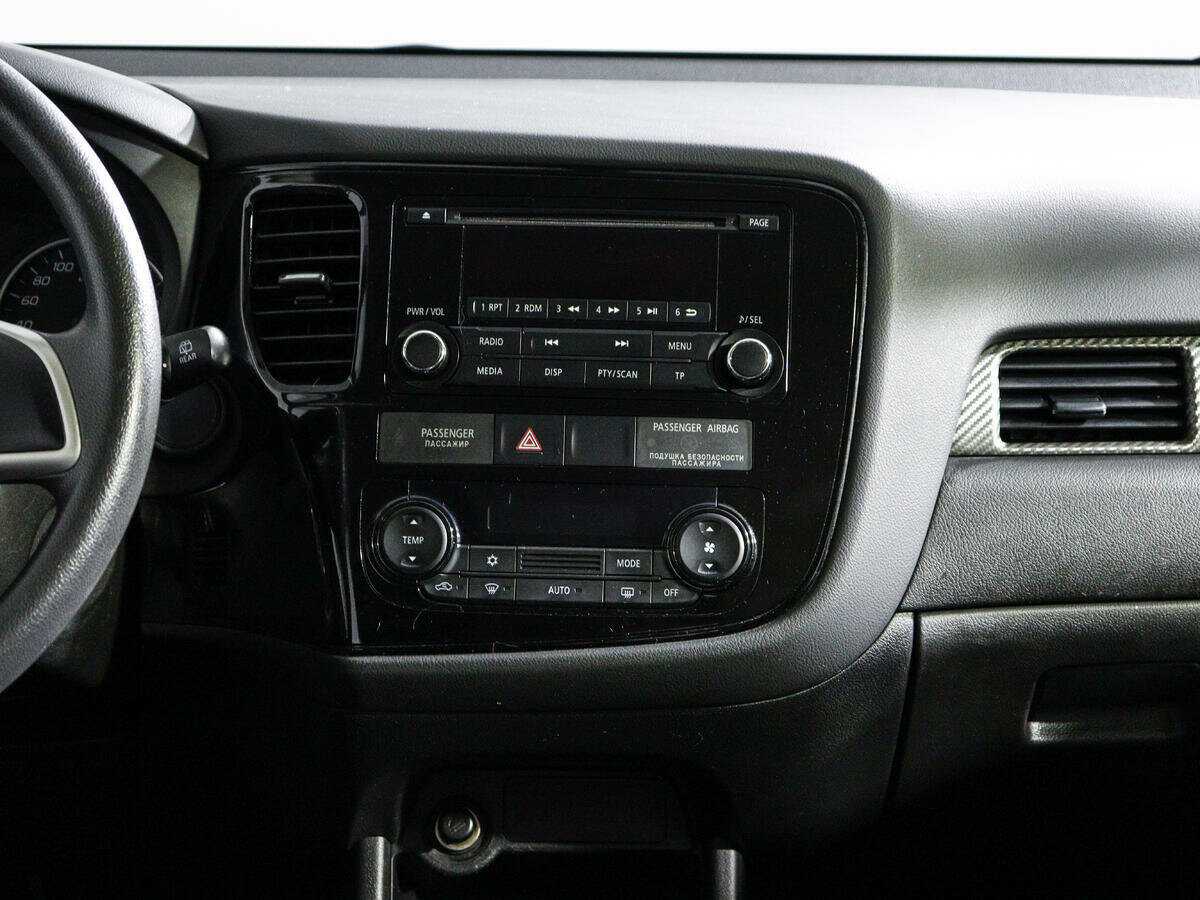 Mitsubishi Outlander, 2013 Фото №13