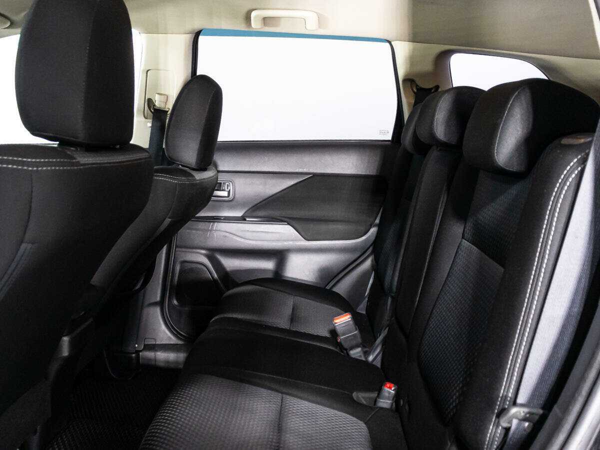 Mitsubishi Outlander, 2017 Фото №9