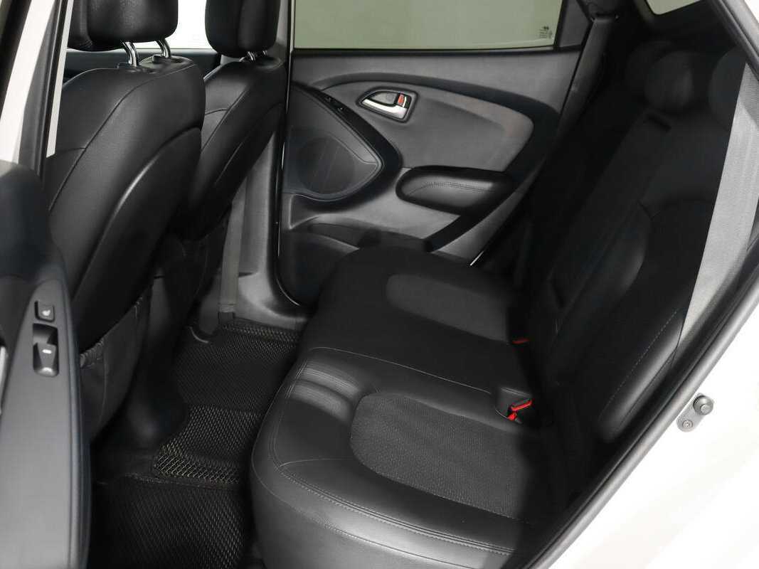 Hyundai ix35, 2013 Фото №10
