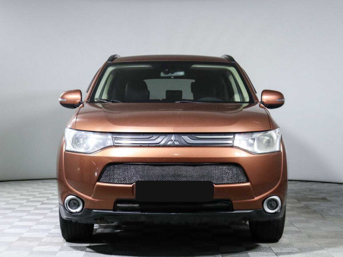 Mitsubishi Outlander, 2012 Фото №2