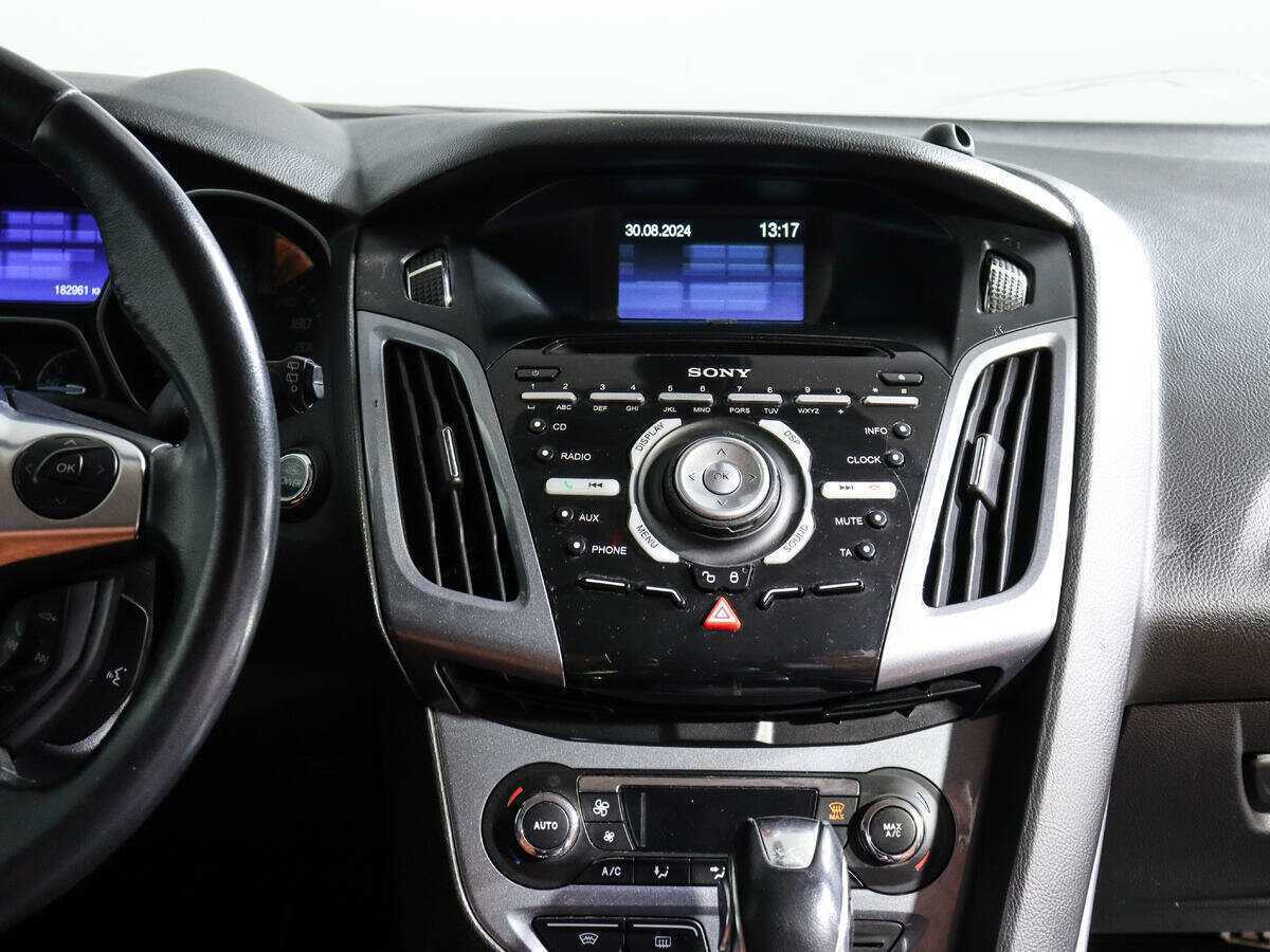 Ford Focus, 2012 Фото №13